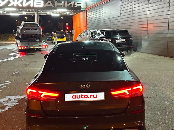 2019 Kia Optima IV Рестайлинг, белый, 1460000 рублей - вид 3