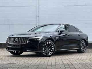 2025 Volvo S90 II Рестайлинг 2, чёрный, 7900000 рублей, вид 1