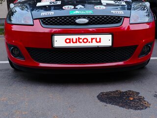 2007 Ford Fiesta Mk5, красный, 500000 рублей, вид 2
