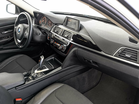 2017 BMW 3 серии 318i VI (F3x) Рестайлинг, белый, 1875000 рублей - вид 12