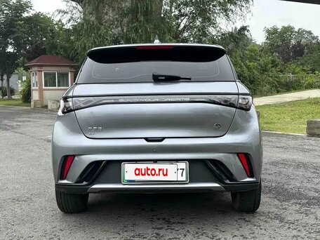 2023 BYD Dolphin 44.9 kWh I, серый, 1608008 рублей, вид 5