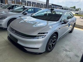 2026 Changan Qiyuan A06 28.39 kWh, серебристый, 3050000 рублей, вид 1