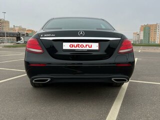 2019 Mercedes-Benz E-Класс 300 de V (W213, S213, C238), чёрный, 3000000 рублей, вид 4