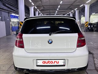 2009 BMW 1 серии 116i I (E81/E82/E87/E88) Рестайлинг, белый, 1000000 рублей, вид 4
