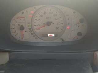2001 Nissan Tino, серый, 145000 рублей, вид 4