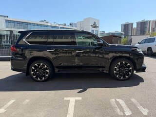 2016 Lexus LX 450d III Рестайлинг 2, чёрный, 7590000 рублей, вид 4