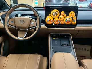 2026 Toyota bZ7 88.13 kWh, серый, 5400000 рублей, вид 5