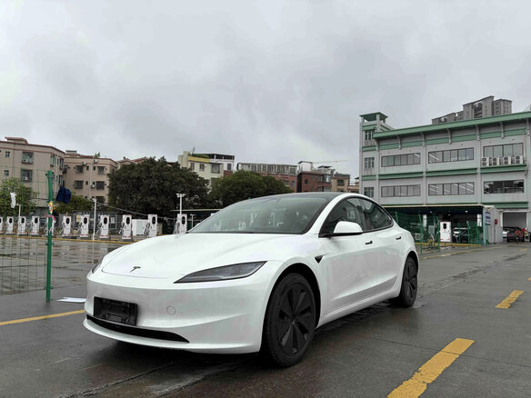 2025 Tesla Model 3 I Рестайлинг, белый, 4980000 рублей