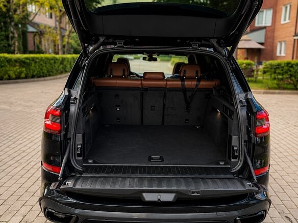 2019 BMW X5 30d IV (G05/G18), чёрный, 5970000 рублей - вид 9