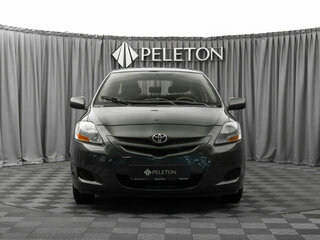 2008 Toyota Yaris II, серый, 590000 рублей, вид 3