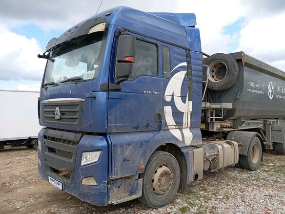 2022 Sinotruk Sitrak C7H, синий, 2637105 рублей
