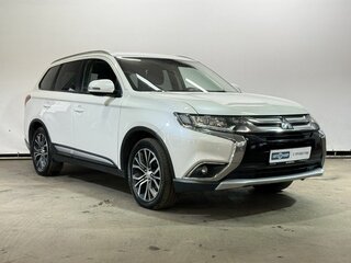 2015 Mitsubishi Outlander III Рестайлинг 2, белый, 1280000 рублей, вид 3