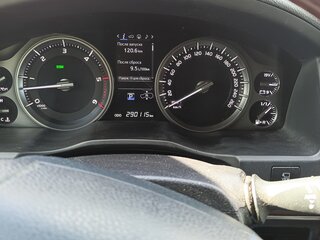 2016 Toyota Land Cruiser 200 Series Рестайлинг 2, чёрный, 4500000 рублей, вид 5