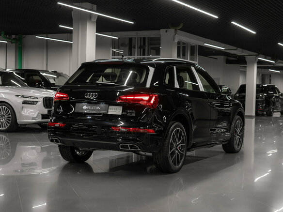 2026 Audi Q5 L 45 TFSI II (FY) Рестайлинг, чёрный, 5900000 рублей - вид 4