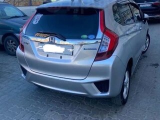 2017 Honda Fit III Рестайлинг, серый, 960000 рублей, вид 2