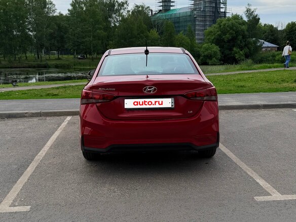 2017 Hyundai Solaris II, красный - вид 1