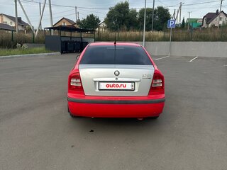 2001 Skoda Octavia I (A4) Рестайлинг, красный, 395000 рублей, вид 5
