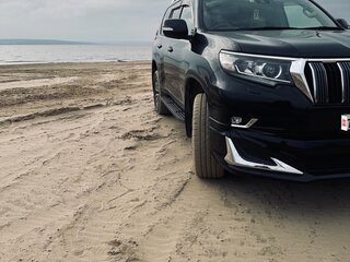 2019 Toyota Land Cruiser Prado 150 Series Рестайлинг 2, чёрный, 4850000 рублей, вид 3
