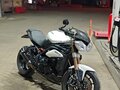 2011 Triumph Speed Triple, белый, 650000 рублей