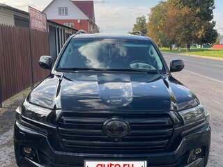 2016 Toyota Land Cruiser 200 Series Рестайлинг 2, чёрный, 4350000 рублей, вид 4