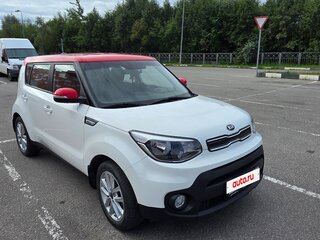 2018 Kia Soul II Рестайлинг, белый, 1650000 рублей, вид 3