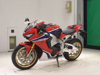 2017 Honda CBR 1000 RR/RA Fireblade, белый, 1150000 рублей, вид 4
