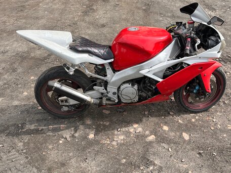 1998 Yamaha YZF1000R Thunderace, красный, 200000 рублей, вид 1