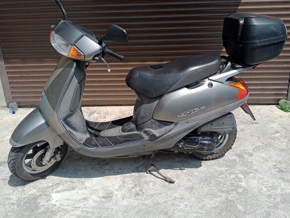 2001 Honda Lead 100, серебристый, 60000 рублей - вид 12