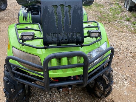 2010 Arctic Cat 700 Series, зелёный, 490000 рублей, вид 1