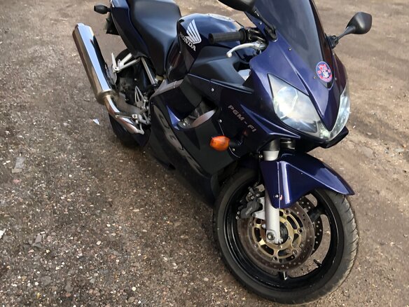 2002 Honda CBR 600F, синий, 400000 рублей - вид 3