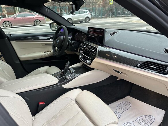 2019 BMW 5 серии 520i VII (G30/G31/G38), серый, 4250000 рублей - вид 11