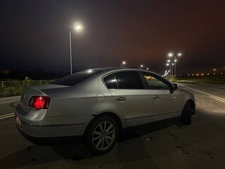 2010 Volkswagen Passat B6, серебристый, 490000 рублей, вид 4