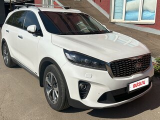 2018 Kia Sorento III Prime Рестайлинг, белый, 2700000 рублей, вид 2