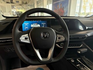2024 Changan Eado Plus I, красный, 2589900 рублей, вид 5