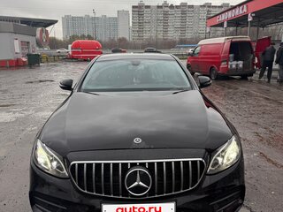 2016 Mercedes-Benz E-Класс 200 V (W213, S213, C238), чёрный, 2500000 рублей, вид 1