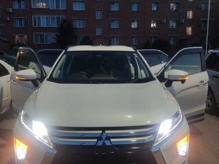 2018 Mitsubishi Eclipse Cross I, белый, 1850000 рублей, вид 3