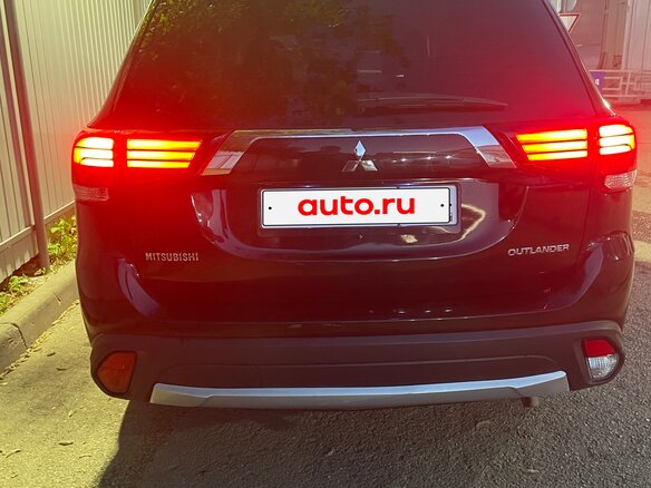 2016 Mitsubishi Outlander III Рестайлинг 2, чёрный, 1520000 рублей - вид 7