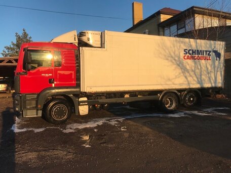 2010 MAN TGA, красный, 2650000 рублей, вид 3