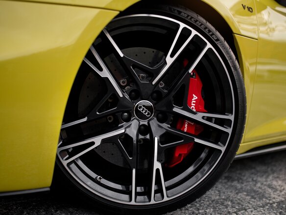 2019 Audi R8 V10 performance II (4S) Рестайлинг, жёлтый, 21500000 рублей - вид 25