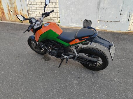2013 KTM 200 Duke, оранжевый, 210000 рублей, вид 3