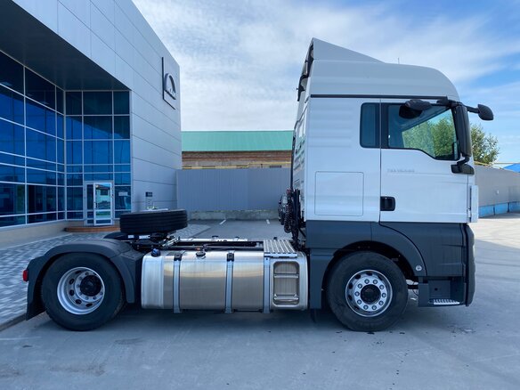 2020 MAN TGX, белый - вид 3