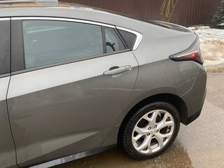 2016 Chevrolet Volt II, серый, 1800000 рублей, вид 3