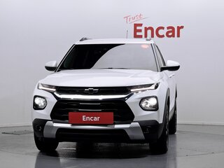 2022 Chevrolet TrailBlazer III, белый, 1780004 рублей, вид 2