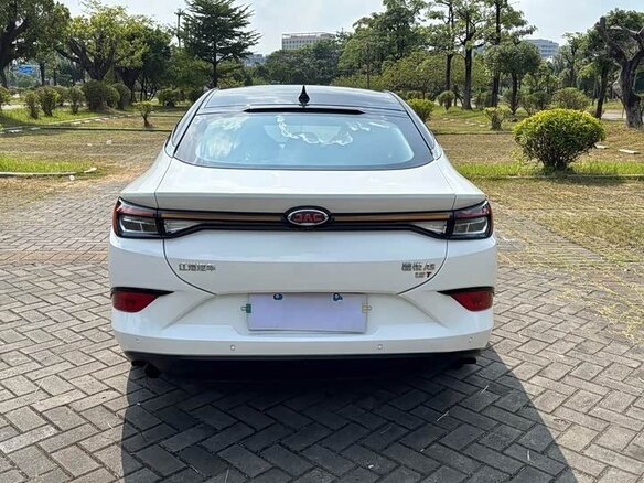 2020 JAC J7 I, белый, 950000 рублей - вид 4