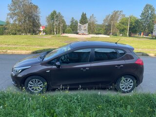2012 Kia Ceed II, коричневый, 825000 рублей, вид 4