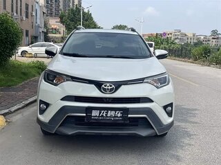 2019 Toyota RAV4 IV (XA40) Рестайлинг, белый, 1960000 рублей, вид 1