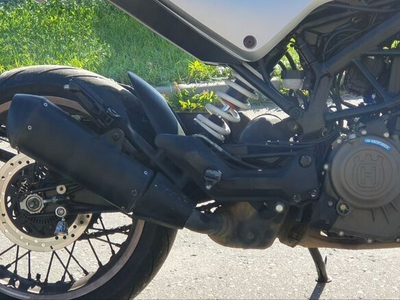 2021 Husqvarna Vitpilen 401, серебристый, 400000 рублей - вид 8