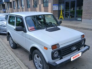 2017 Lada (ВАЗ) 2121 (4x4) Urban I Рестайлинг, белый, 750000 рублей, вид 1