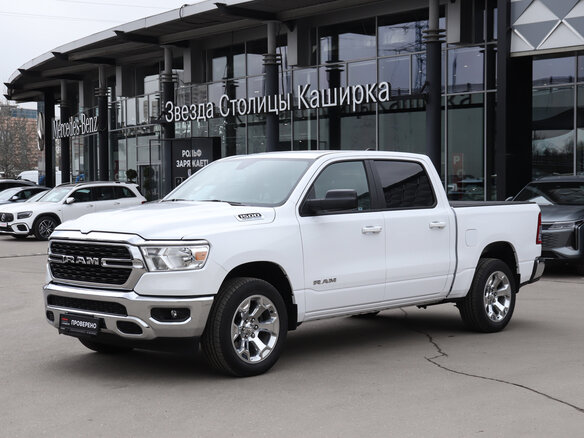 2022 Ram 1500 Crew Cab V, белый, 5801400 рублей - вид 18