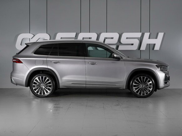 2025 Geely Xingyue L I Рестайлинг, серый, 3430000 рублей - вид 4